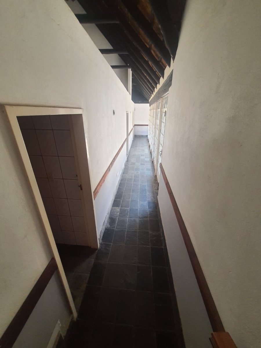 To Let 5 Bedroom Property for Rent in Zandfontein A H North West